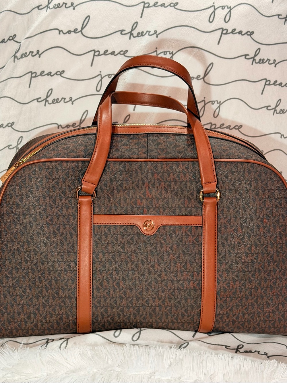 Michael Kors Jet Set Travel Extra-Large
Signature Logo Weekender Bag NWT
